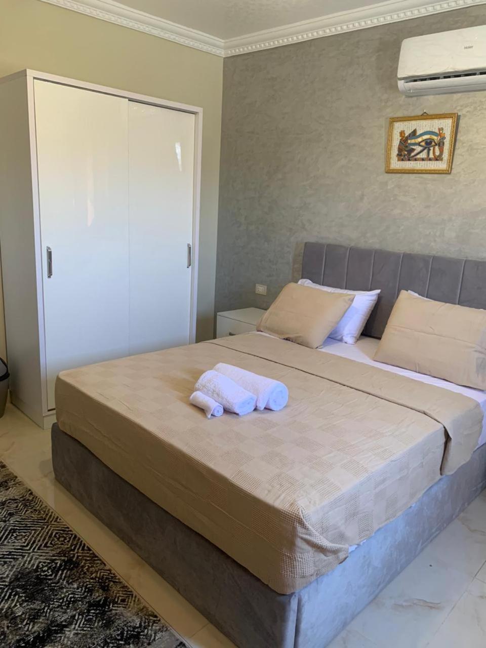 Cairo Gym In Bed and Breakfast Kafr Ghatati Rum bild